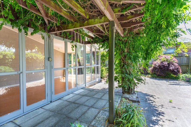 Photo of property in 101b Yaldhurst Road, Sockburn, Christchurch, 8042