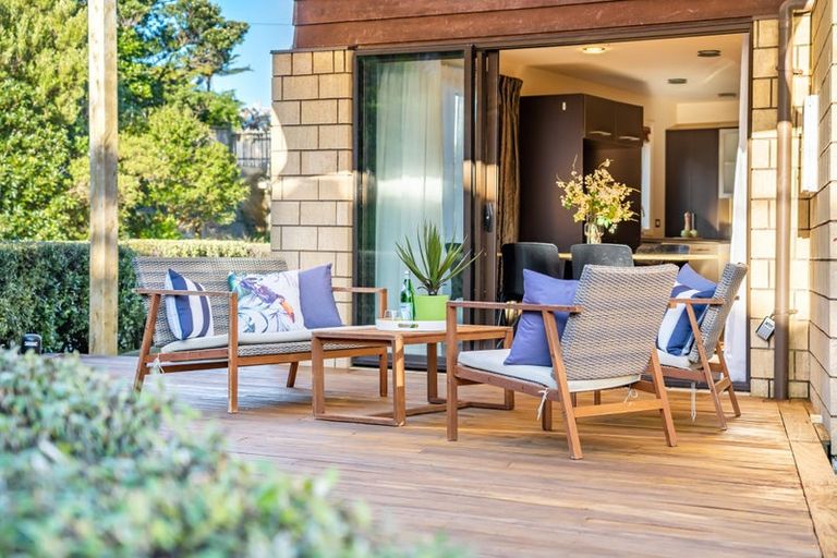 Photo of property in 24 Dominion Park Street, Johnsonville, Wellington, 6037