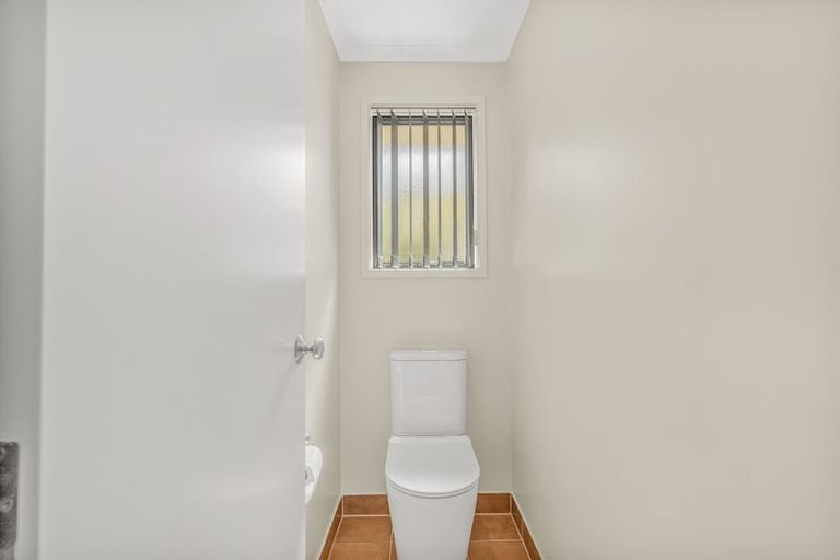Photo of property in 1 Bream Bay Drive, Ruakaka, 0116