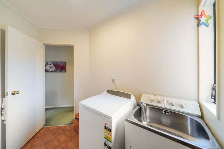 Photo of property in 2/25 Mills Street, Boulcott, Lower Hutt, 5010