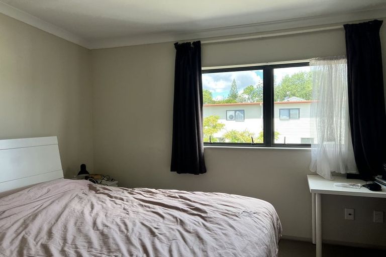 Photo of property in 12/46 Carlos Drive, Flat Bush, Auckland, 2016