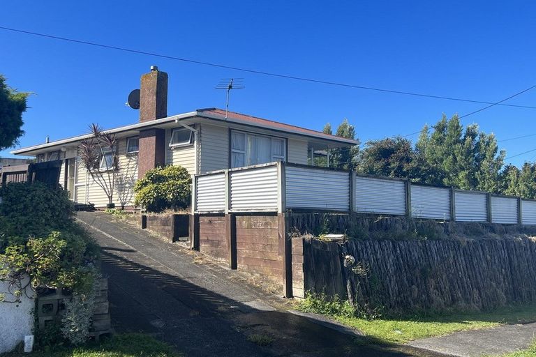 Photo of property in 21 Watene Crescent, Waitara, 4320