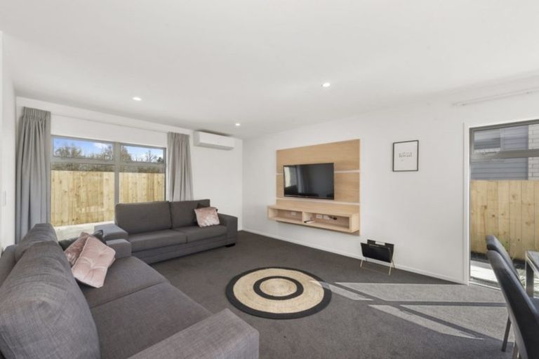 Photo of property in 12u2 Faber Place, Rototuna North, Hamilton, 3281