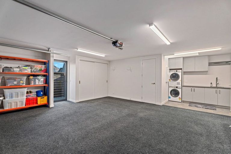 Photo of property in 64 Jacks Point Rise, Jacks Point, Queenstown, 9371