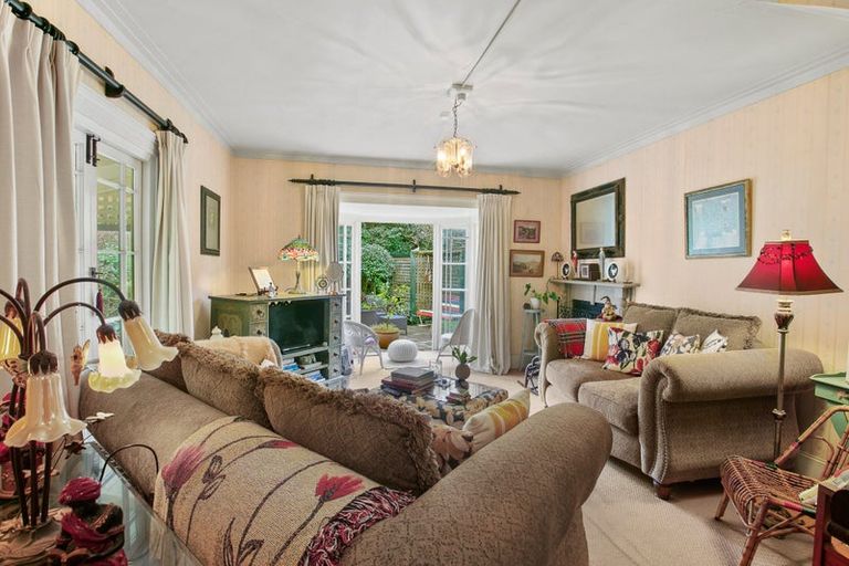 Photo of property in 55d Karina Road, Merrilands, New Plymouth, 4312