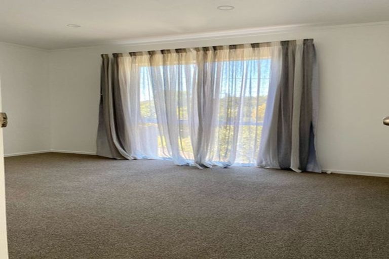Photo of property in 21 Eskdale Road, Birkdale, Auckland, 0626