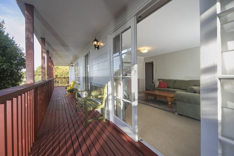 Photo of property in 63 Reynella Drive, Massey, Auckland, 0614