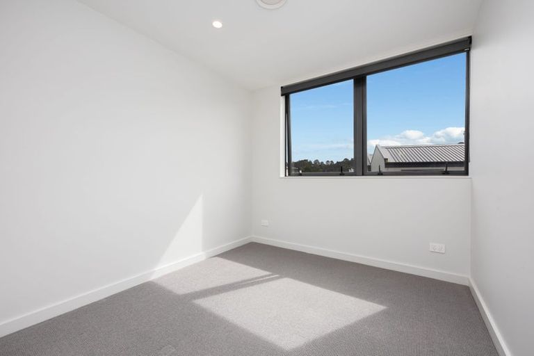 Photo of property in Verdant Lane, 3/269 Rosedale Road, Albany, Auckland, 0632