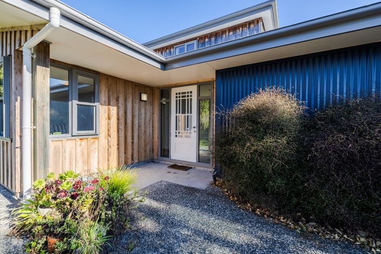 Photo of property in 12 Beaconsfield Road, Portobello, Dunedin, 9014