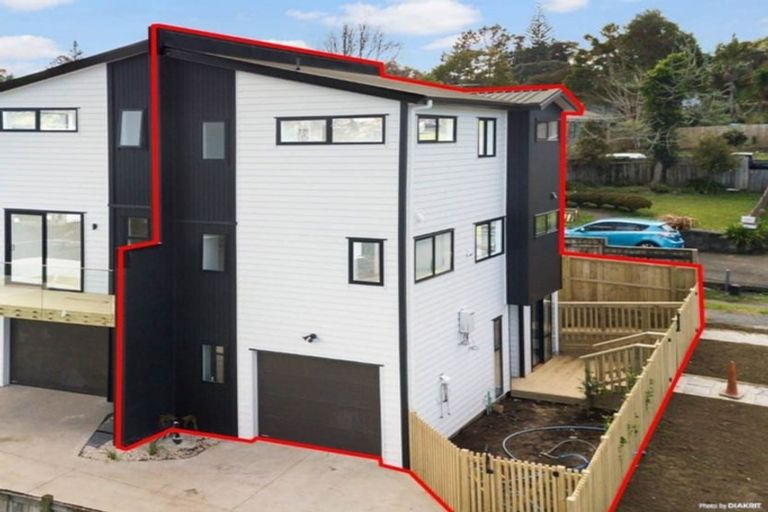 Photo of property in 59a Redwood Drive, Massey, Auckland, 0614