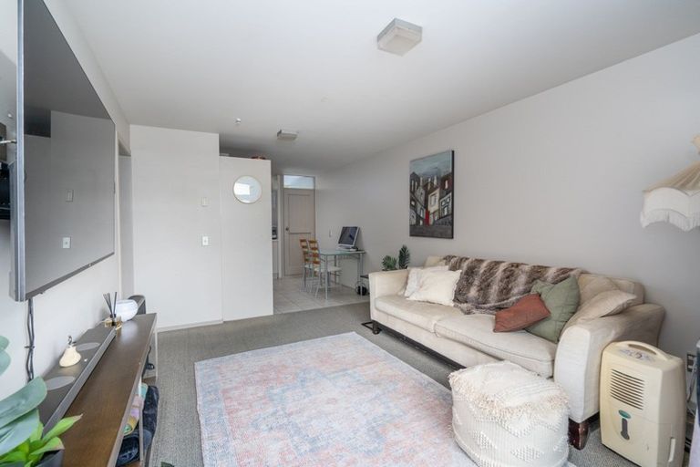 Photo of property in 300 Lake Terrace, Two Mile Bay, Taupo, 3330