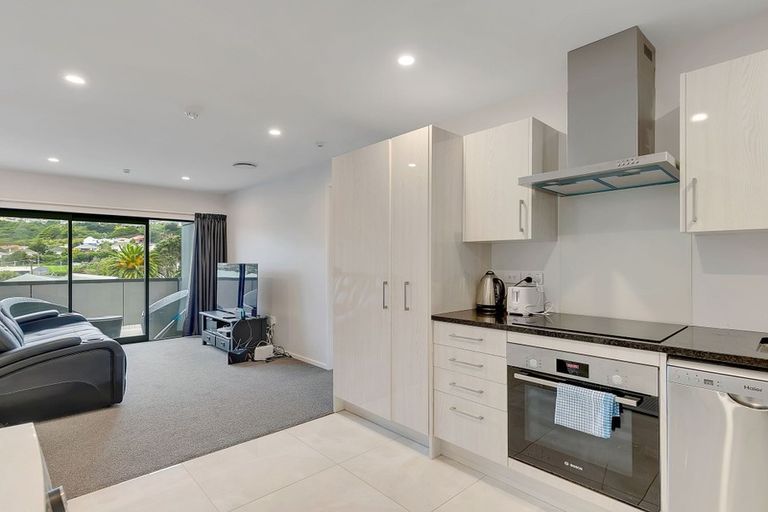 Photo of property in 3/232 Main Road, Tawa, Wellington, 5028