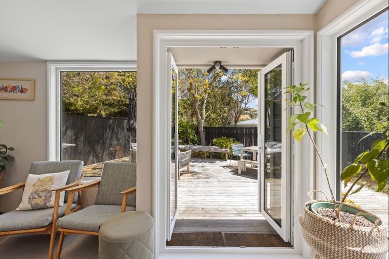 Photo of property in 6 Ardross Avenue, Khandallah, Wellington, 6035