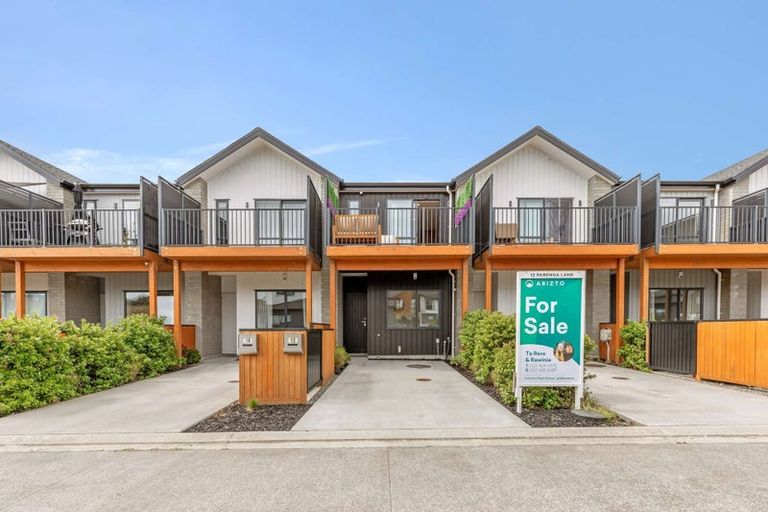 Photo of property in 12 Parenga Lane, Kumeu, 0810