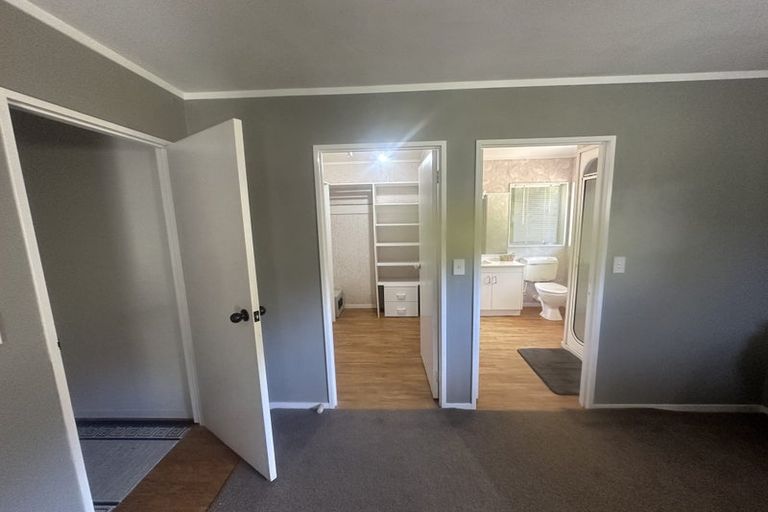 Photo of property in 14 North Road, Clevedon, Papakura, 2582