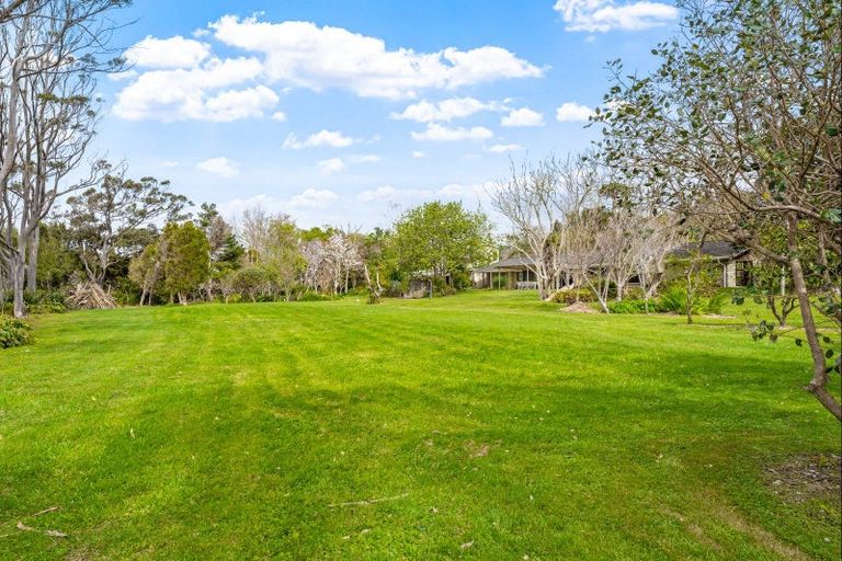 Photo of property in 145 Jones Road, Tawharanui Peninsula, Warkworth, 0986