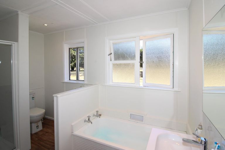 Photo of property in 92 Chester Road, Tawa, Wellington, 5028