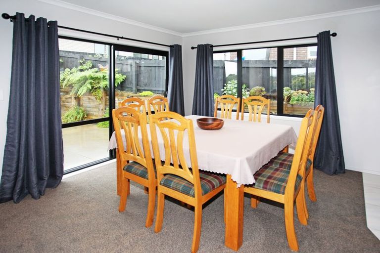 Photo of property in 24 Moira Drive, Tuakau, 2121