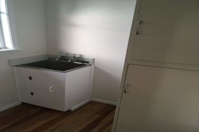 Photo of property in 65 Kettle Avenue, Awapuni, Palmerston North, 4412