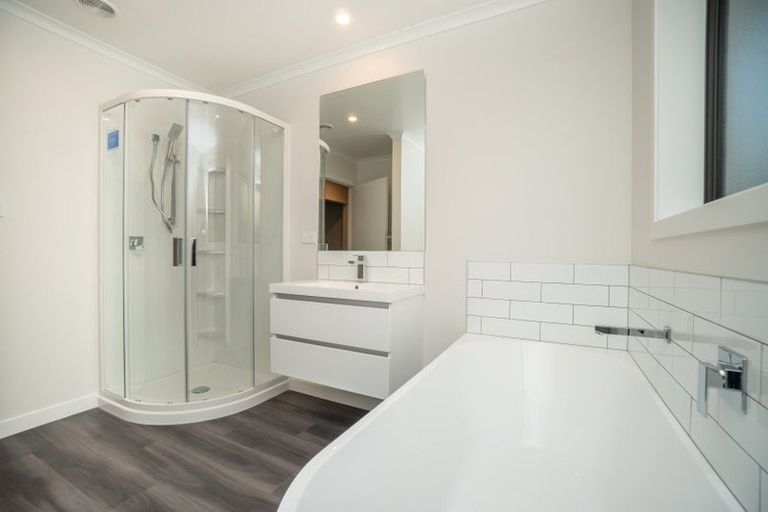 Photo of property in 6 Oldfield Lane, Marton, 4710