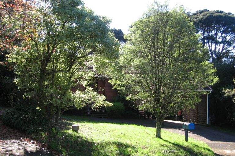 Photo of property in 18 Karapiti Place, Glen Eden, Auckland, 0602