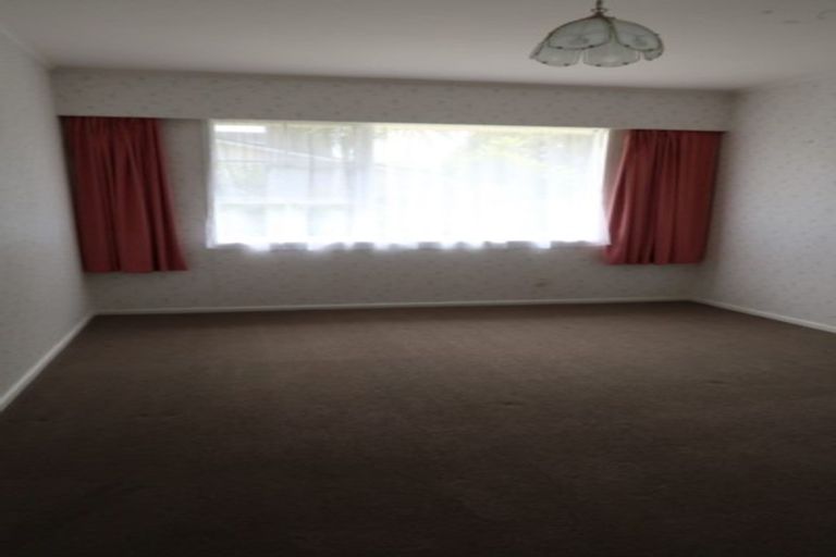 Photo of property in 75 Nimmo Avenue East, Waikanae, 5036