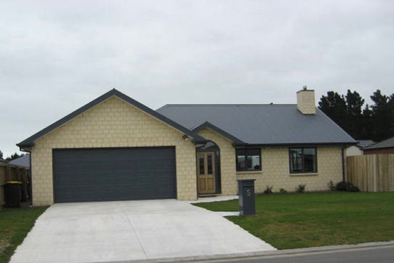 Photo of property in 5 Campion Place, Rolleston, 7614