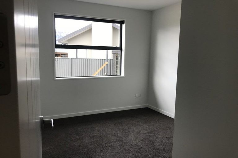 Photo of property in 13 Daniels Terrace, Wanaka, 9305