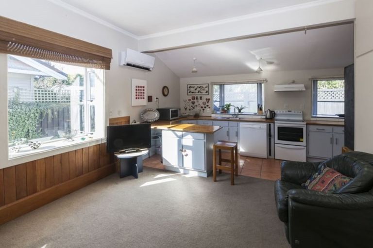 Photo of property in 116 Knowles Street, St Albans, Christchurch, 8052