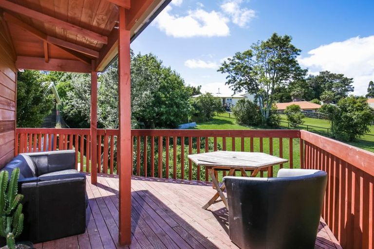 Photo of property in 29c Rua Road, Glen Eden, Auckland, 0602