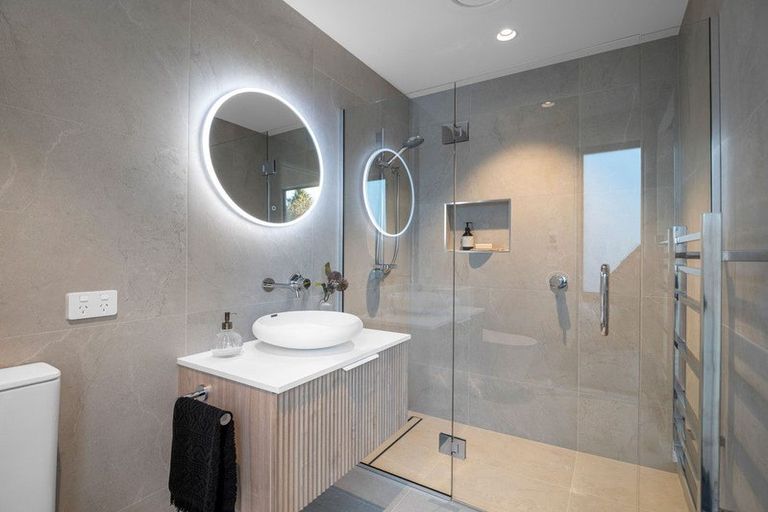 Photo of property in 70a Wai-iti Terrace, Bryndwr, Christchurch, 8052