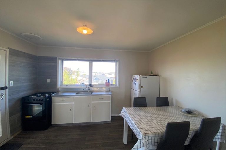 Photo of property in 8/14 Ihaka Place, Papatoetoe, Auckland, 2104