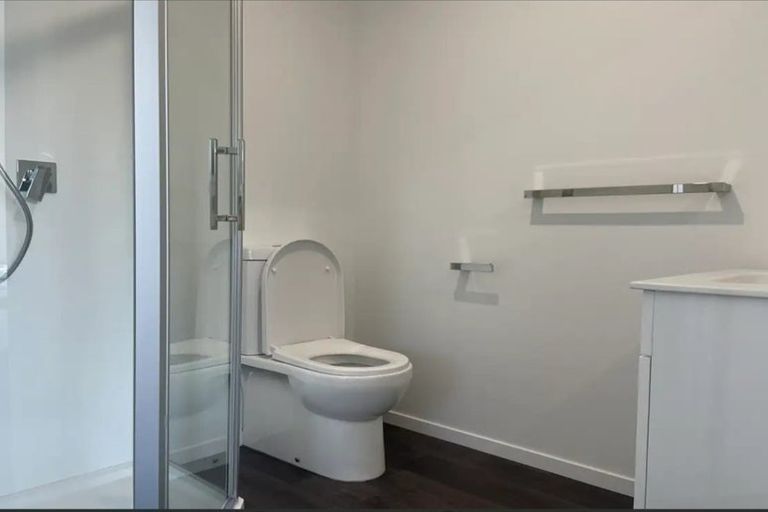 Photo of property in 61u5 May Street, Hamilton East, Hamilton, 3216