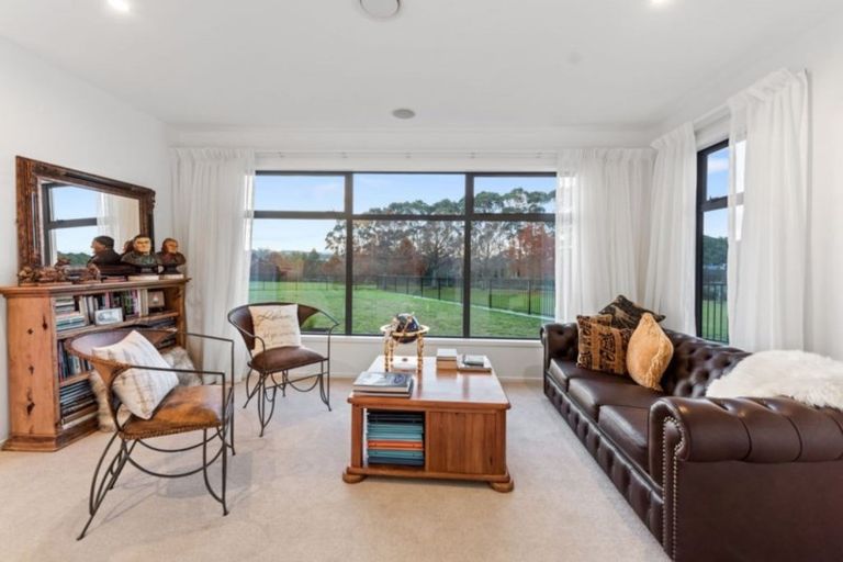 Photo of property in 154 Lakes Boulevard, Pyes Pa, Tauranga, 3112