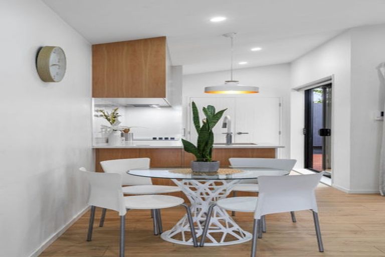 Photo of property in 3b Matakohe Road, Westgate, Auckland, 0814