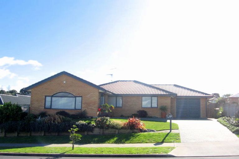 Photo of property in 69 Rathmar Drive, Manurewa, Auckland, 2105