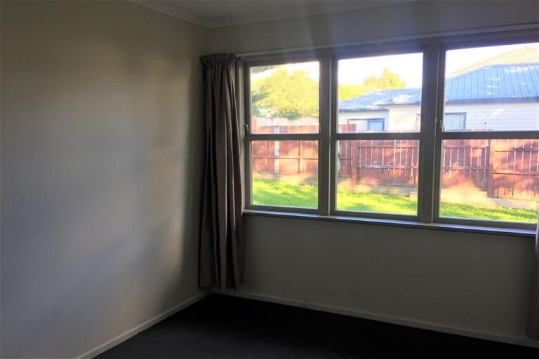 Photo of property in 613 Massey Road, Mangere, Auckland, 2022
