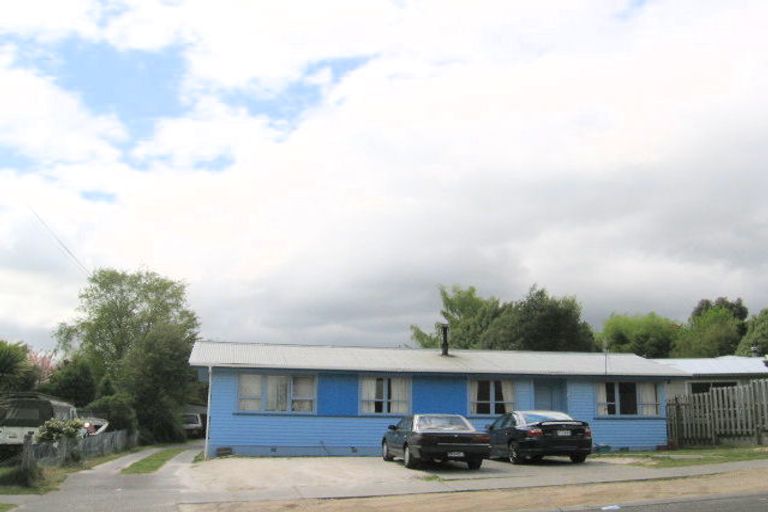 Photo of property in 1/14 Kotare Street, Hilltop, Taupo, 3330
