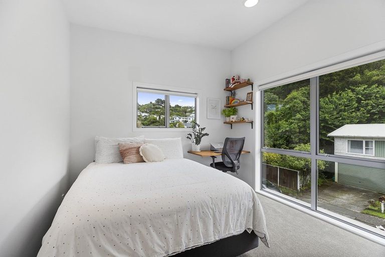 Photo of property in 14u7 Atkinson Street, Newlands, Wellington, 6037