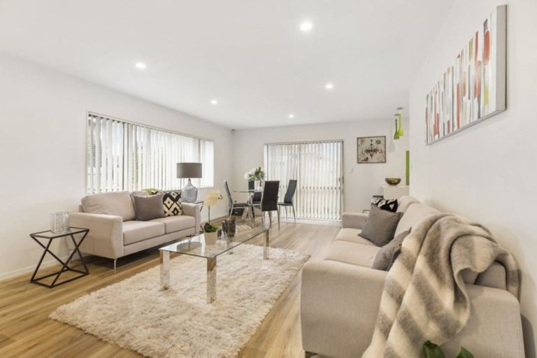 Photo of property in 128a Gloucester Road, Manurewa, Auckland, 2102