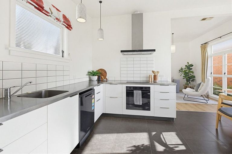 Photo of property in 9 Tully Street, Kilbirnie, Wellington, 6022
