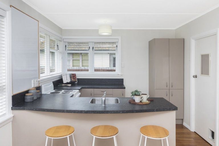 Photo of property in 142 Grahams Road, Burnside, Christchurch, 8053