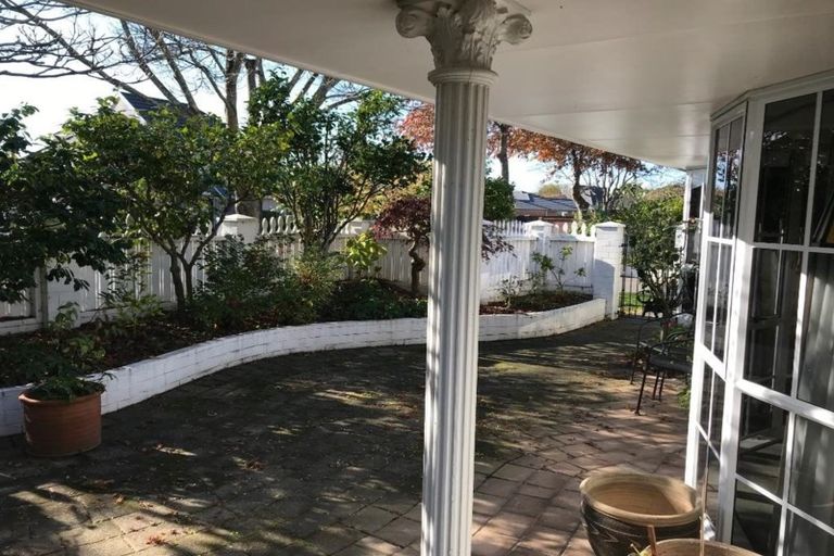 Photo of property in 3 Hatfield Place, Avonhead, Christchurch, 8042