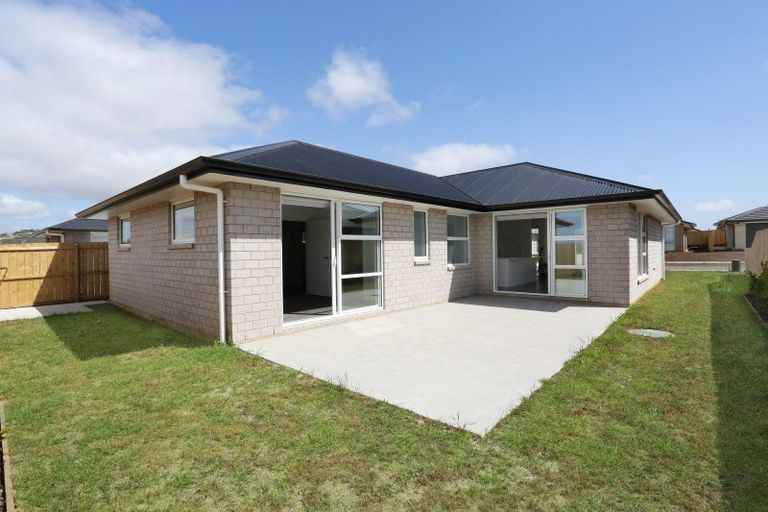 Photo of property in 12 Olivia Road, Pukekohe, 2120