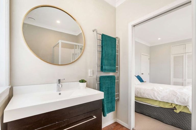 Photo of property in 186 Bath Street, Levin, 5510