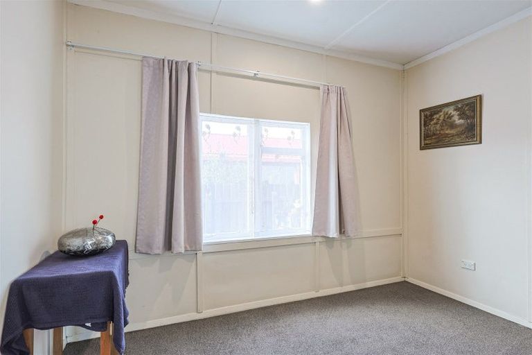 Photo of property in 34 Cobden Street, Westport, 7825