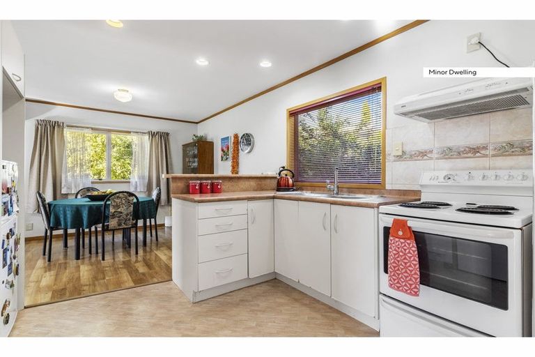 Photo of property in 10 Lloyd Avenue, Papatoetoe, Auckland, 2025