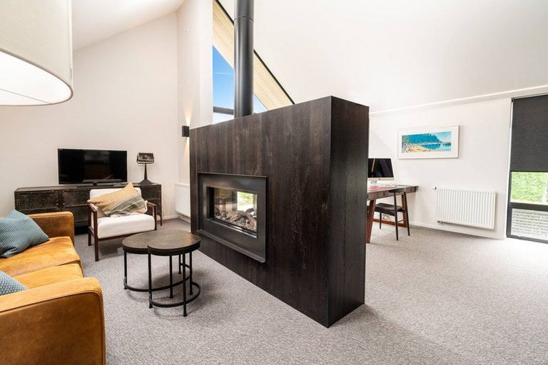 Photo of property in 14 Lochiel Road, Khandallah, Wellington, 6035