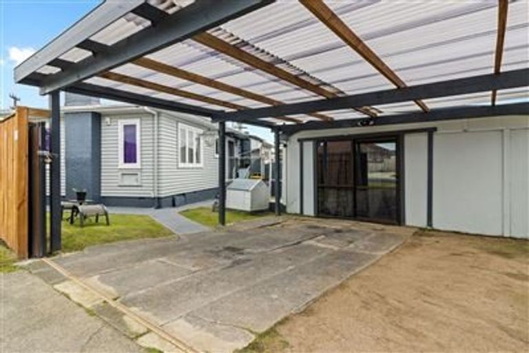 Photo of property in 6 Gordon Road, Papatoetoe, Auckland, 2025