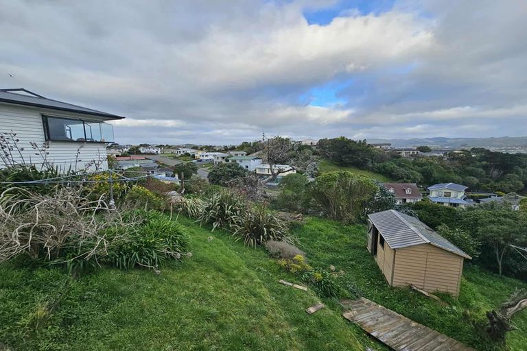 Photo of property in 19 Humphreys Grove, Titahi Bay, Porirua, 5022